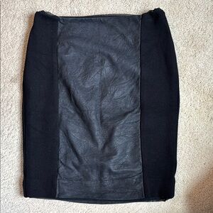 Nicole Miller Lamb Leather Black Pencil Skirt Size 2